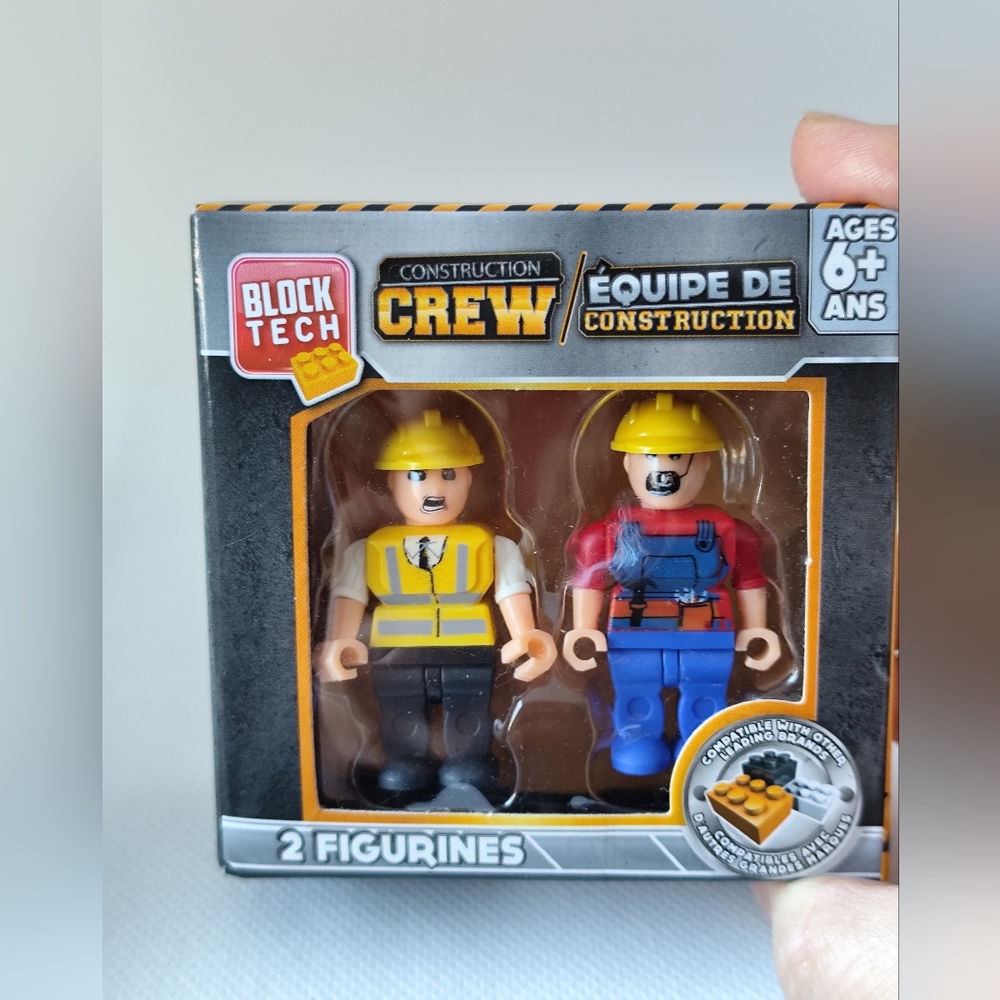 3/$20💗BLOCK TECH CONSTRUCTION 2 FIGURINES NEW